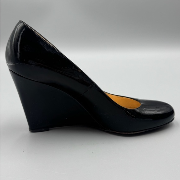 Christian Louboutin Black Patent Leather Pumps - 39.5 - Picture 8 of 11